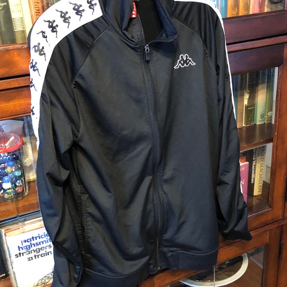 Kappa Men's Black Windbreaker with White Accents - Picture 4 of 5